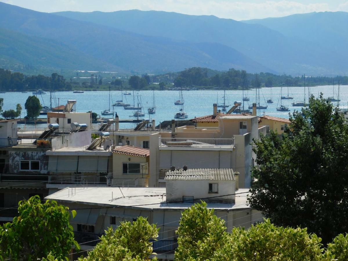 شقة To Spiti Tis Eirinis Poros Town المظهر الخارجي الصورة