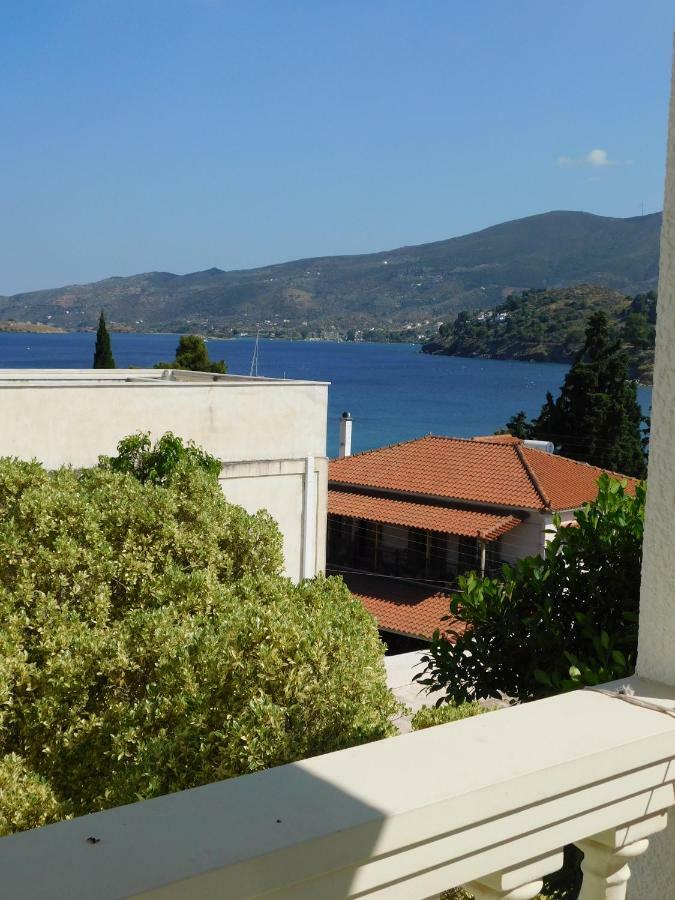 شقة To Spiti Tis Eirinis Poros Town المظهر الخارجي الصورة